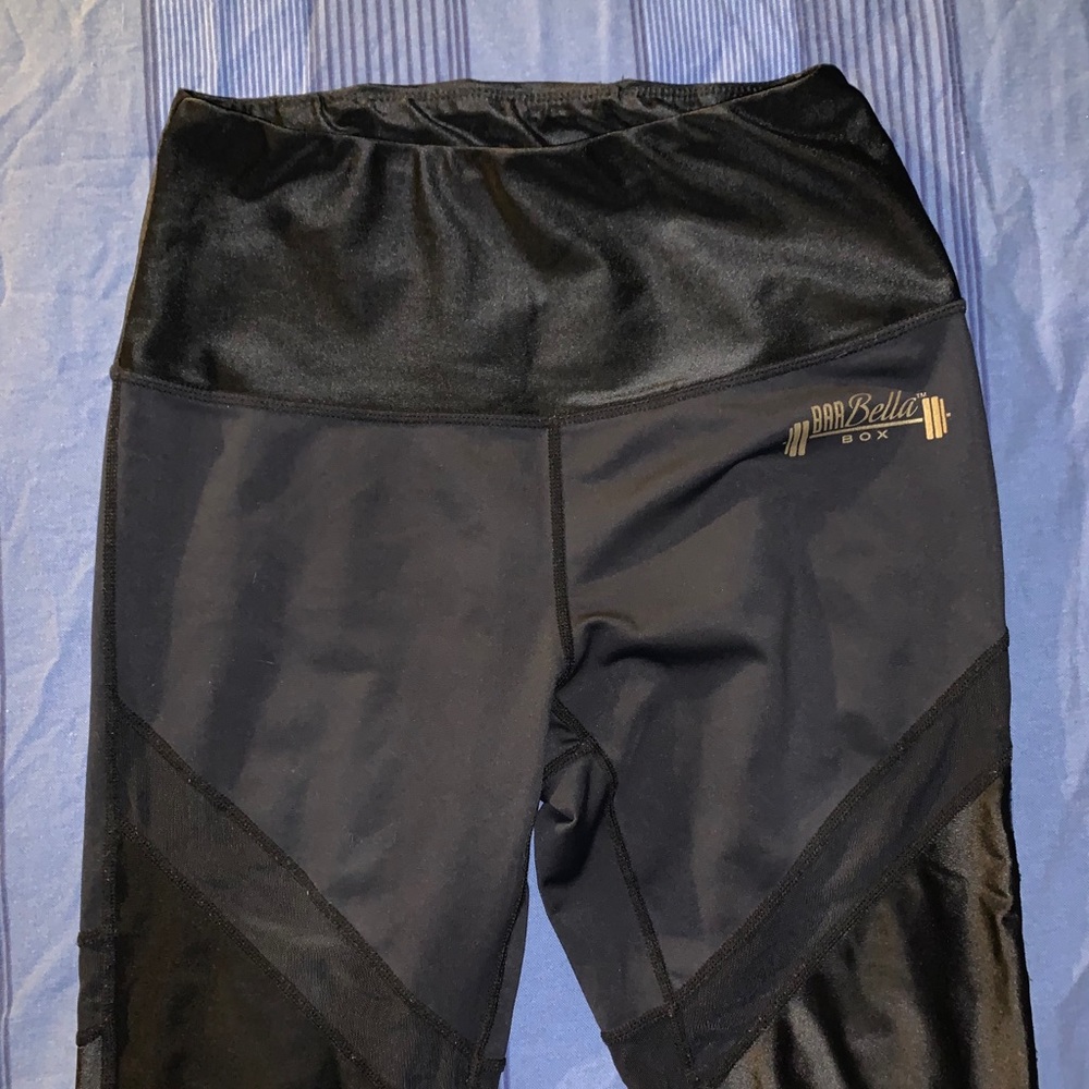 Chestee Leggings
